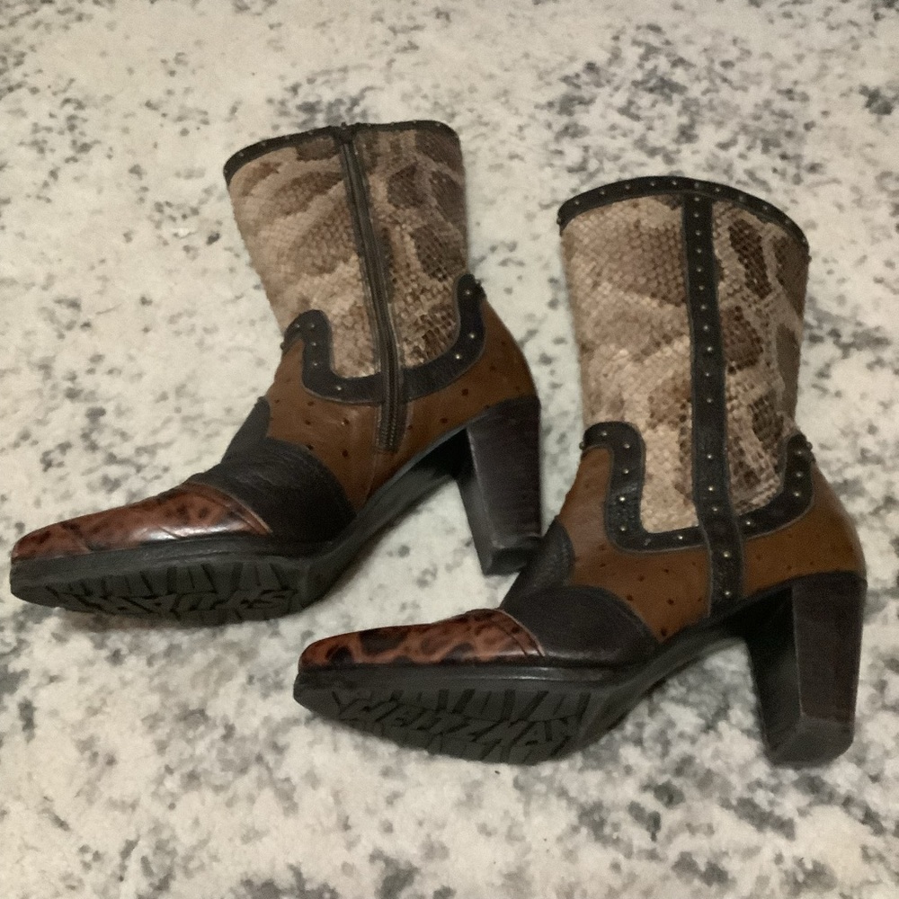 Stuart Weitzman Boots Womens 6.5 N Leather Snakeskin Animal Print Brown